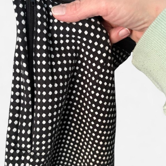 Wrapper Black and White Polka Dot Mini Skirt - Picture 3 of 6